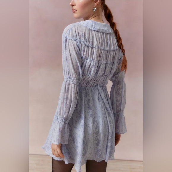 UO Kimchi Blue Lonie Smocked Mini Dress - Picture 2 of 10